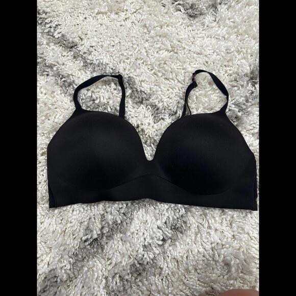 Victoria Secret Incredible Bra Lined Wireless Black 38C - Picture 2 of 6